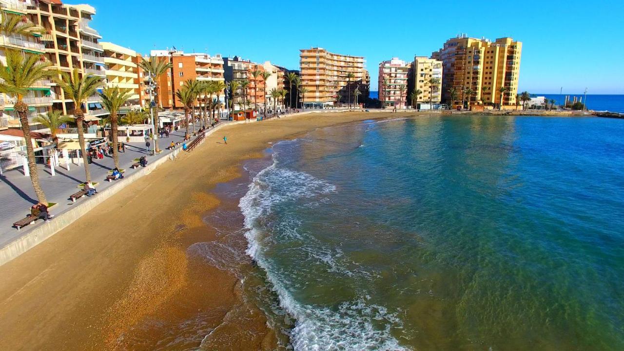 Holiday Royal Suite Concordia Torrevieja Exterior foto