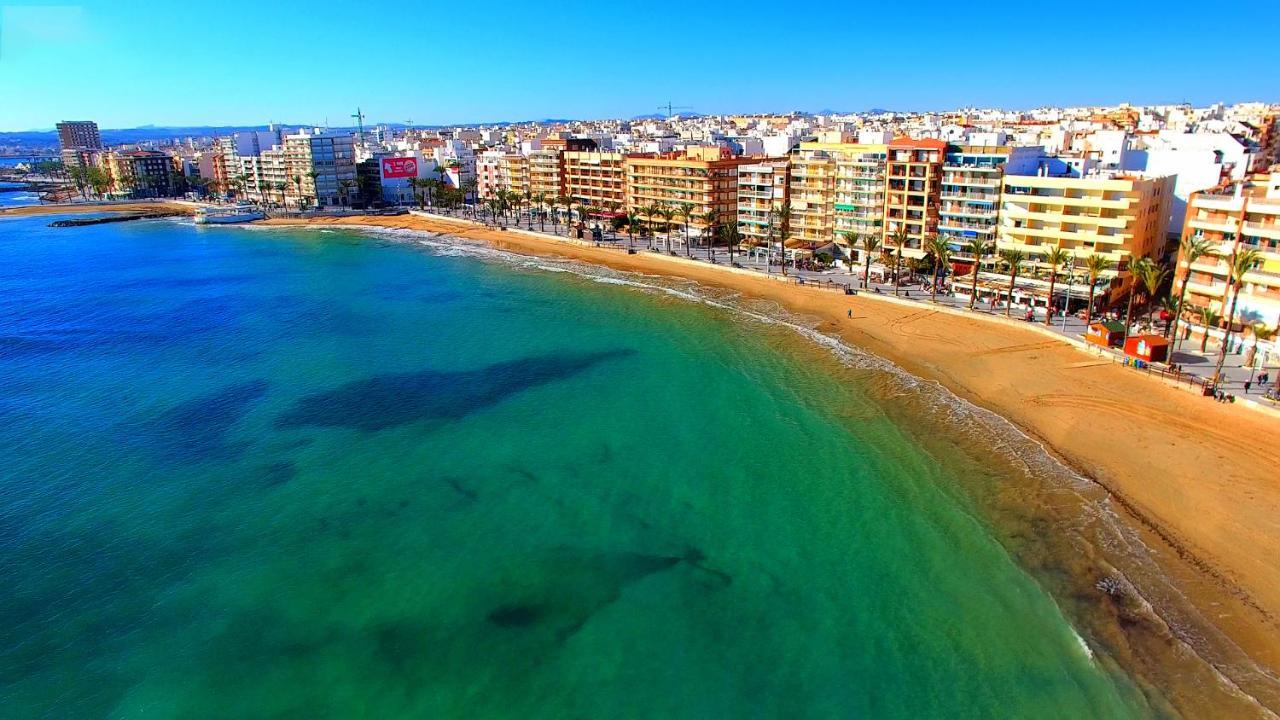 Holiday Royal Suite Concordia Torrevieja Exterior foto