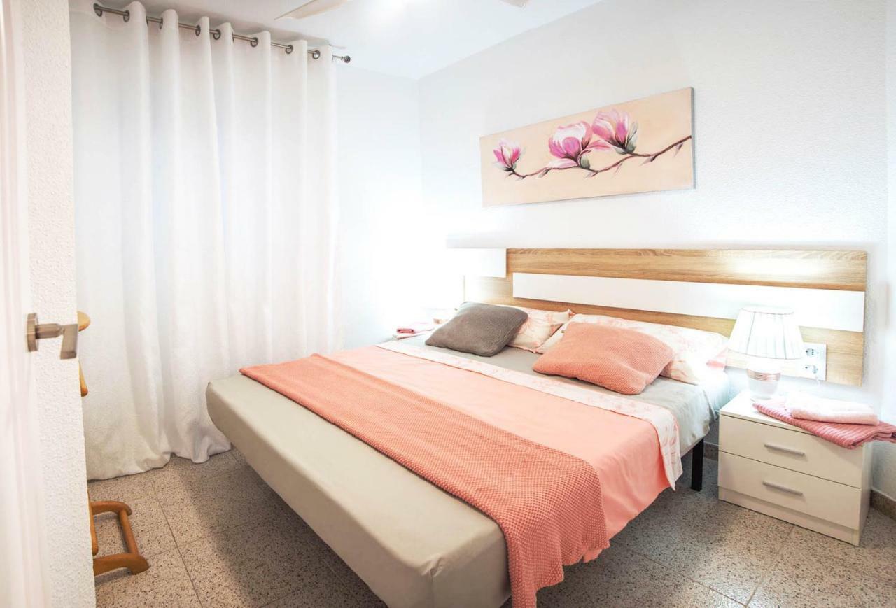 Holiday Royal Suite Concordia Torrevieja Exterior foto